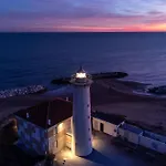 Trendy Flat With Shared Pool And Terrace Appartamento *