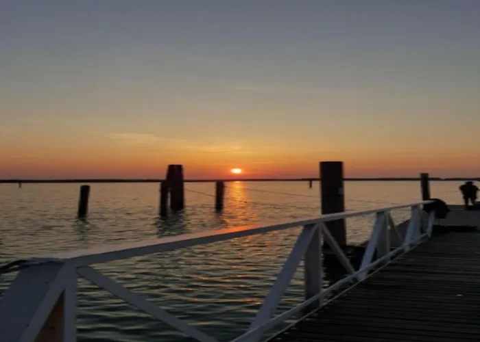 Trendy Flat With Shared Pool And Terrace Apartment